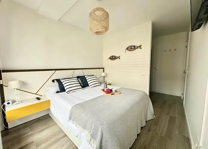 Playa Con Garaje, Cantabria Apartment *